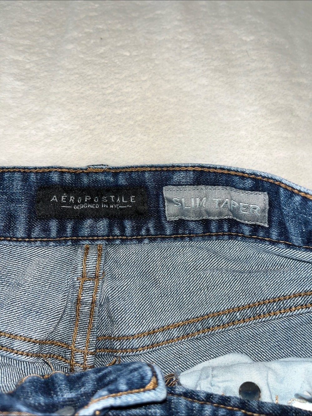 Aeropostale Men's Slim Taper Jeans in Dark Blue EUC - Picture 3 of 4